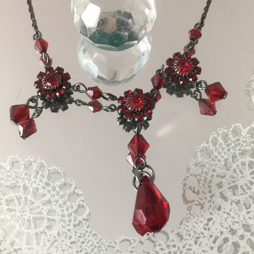 Red stone necklace
